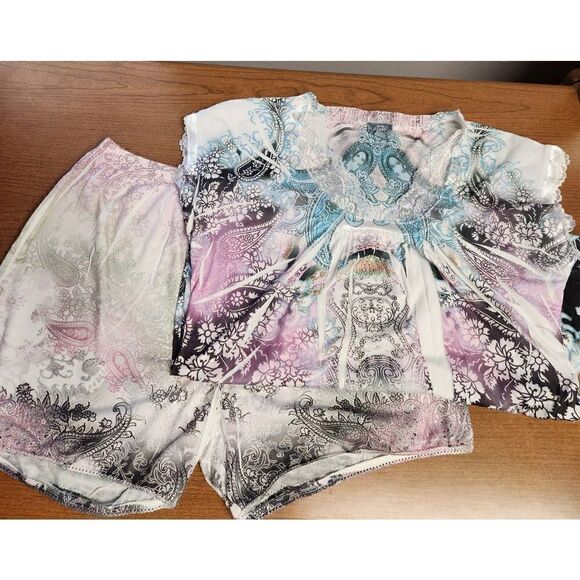 Unity Sleep SET MEDIUM pastel short sleeved top and shorts - Picture 1 of 9